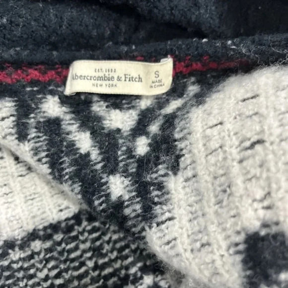Abercrombie & Fitch Size S Tribal Cardigan Sweater Shawl Nordic Fisherman Boho - Picture 5 of 9
